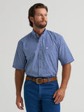 Wrangler Men's Blue Relaxed Fit Plaid Short Sleeve Shirt