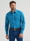 Wrangler® Wrinkle Resist Long Sleeve Shirt - Classic Fit - Turqouise