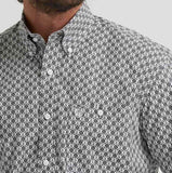Wrangler Men's George Strait One Pocket Western Shirt in Grey Medallion with stylish pattern and button-down collar.