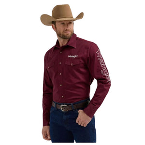 Wrangler Men's Logo Long Sleeve Snap Shirt - Burgundy