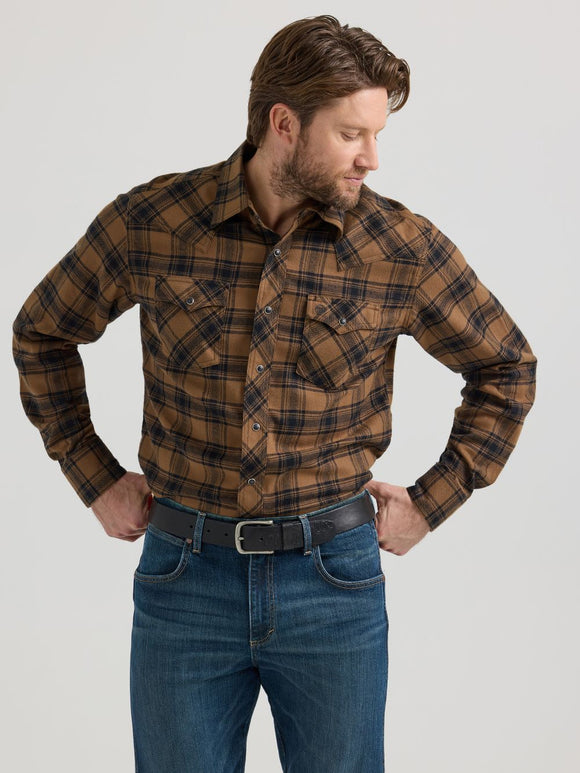 MENS WRANGLER RETRO BROWN FLANNEL SNAP