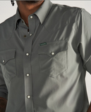 Tecovas Men's Performance Western Pearl Snap Long Sleeve Shirt in gray with dual chest pockets.