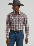 Wrangler Retro® Long Sleeve Snap Shirt - Modern Fit - Black