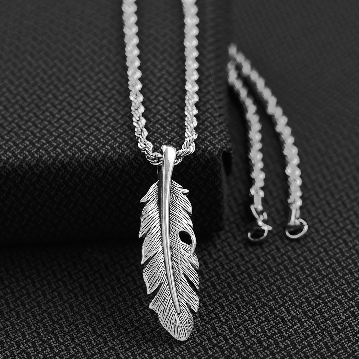 Twister -Mens Feather Necklace